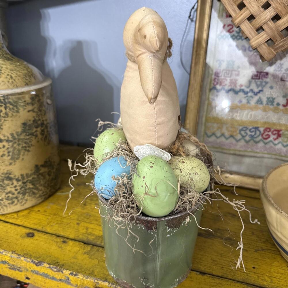 Primitive Handmade Bunny Rabbit Tin Bucket Eggs Centerpiece Easter Spring Decor - Picture 5 of 5